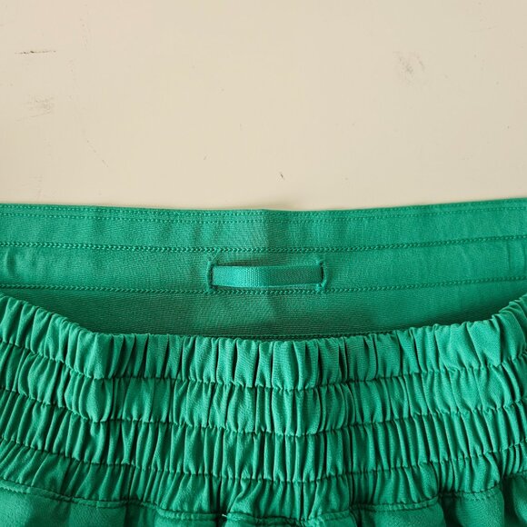 NWT LULULEMON KLLG Green Hotty Hot High Rise Short 4" Lined Size 12 - Picture 5 of 8